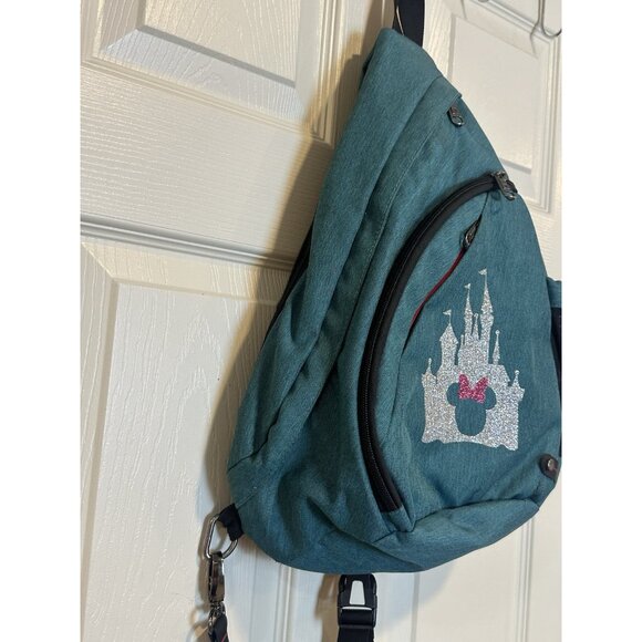 Outdoor‎ Master Disney Themed Sling Backpack - Picture 4 of 7